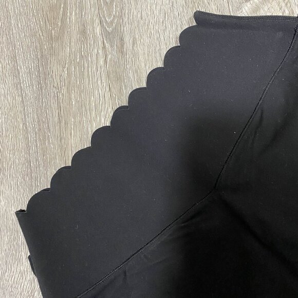 Buffbunny - Rosa Scallop Legging - Onyx Black - Picture 3 of 6